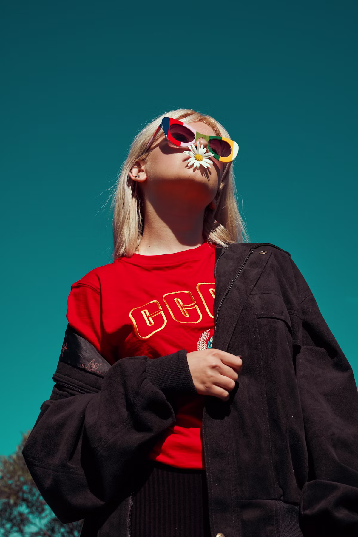 Editorial sourcing and styling image